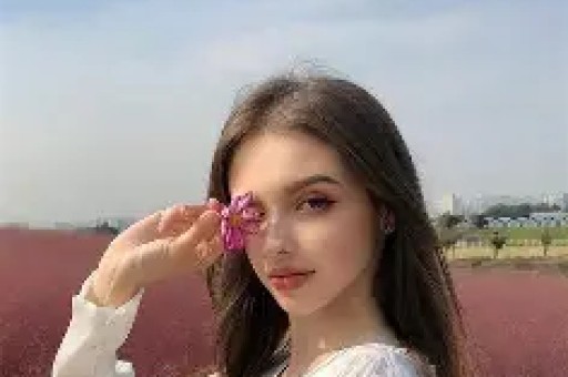 娱乐圈一日三爆瓜！同居、人设翻车、被滞留海外个个戳中眼球